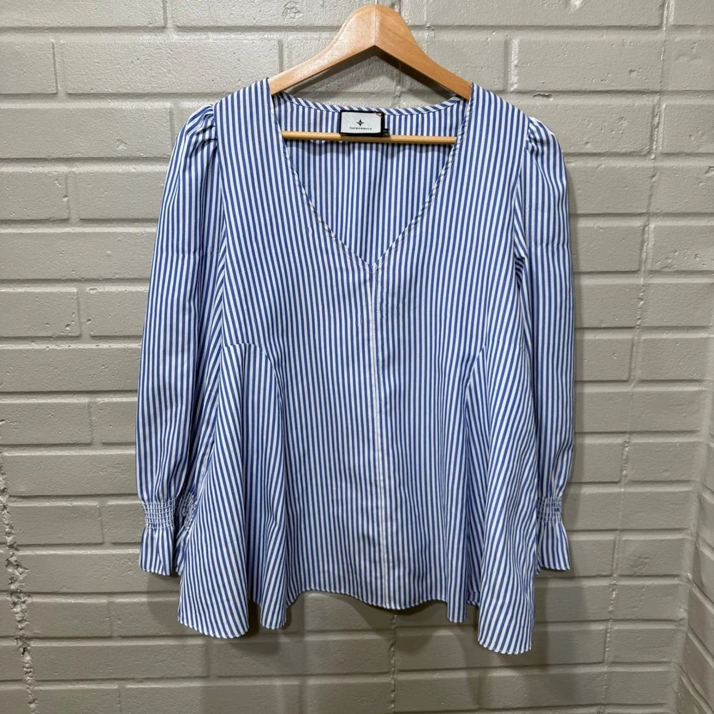 Tuckernuck‎ Easton Smocked Ruffle Top Blue White Striped Puff XS Preppy Coastal